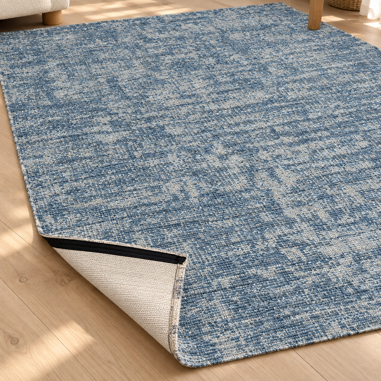 rugger-wooly-light-blue-flip-2026.png